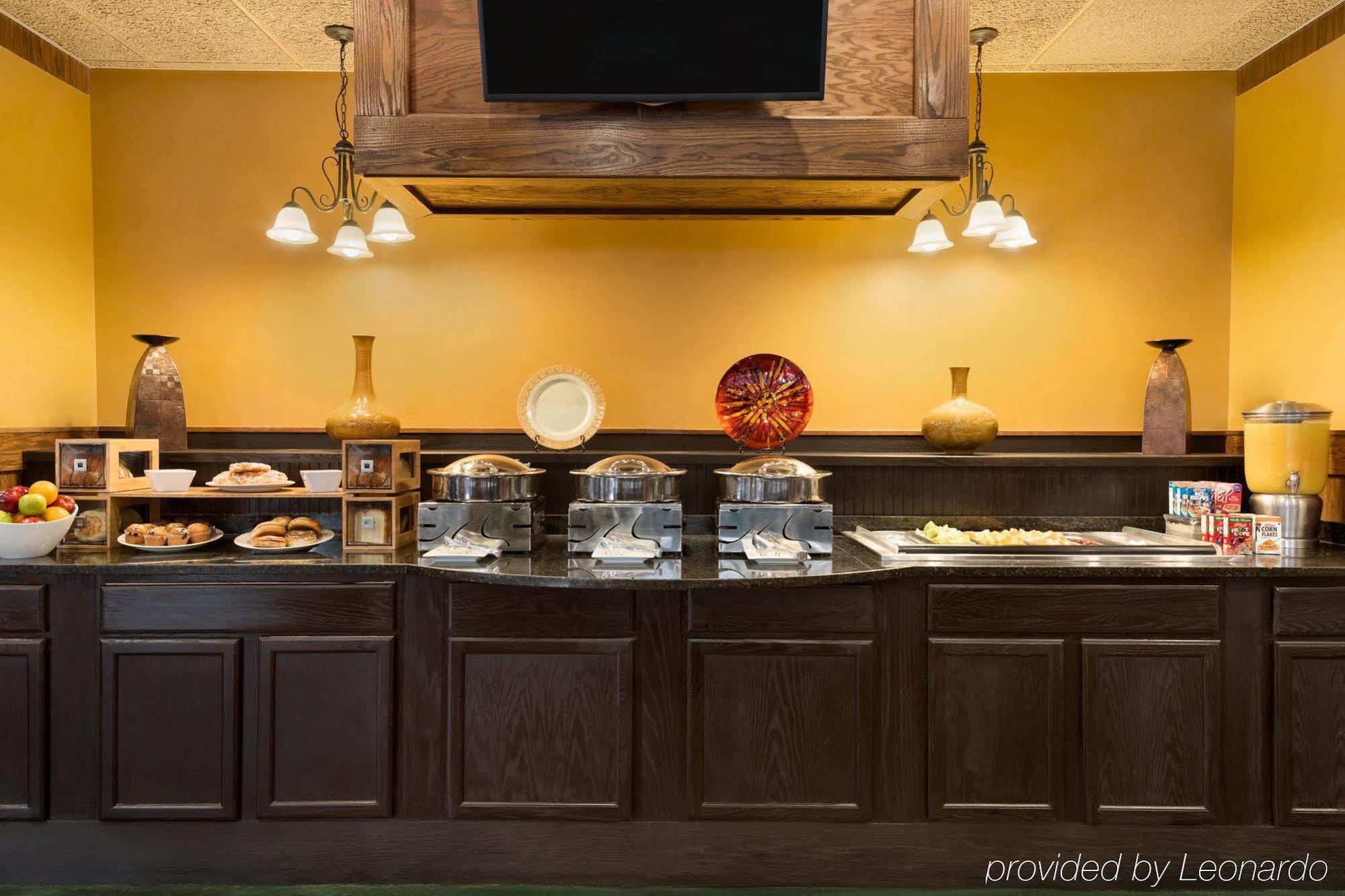 Rochester Riverside Hotel 外观 照片
