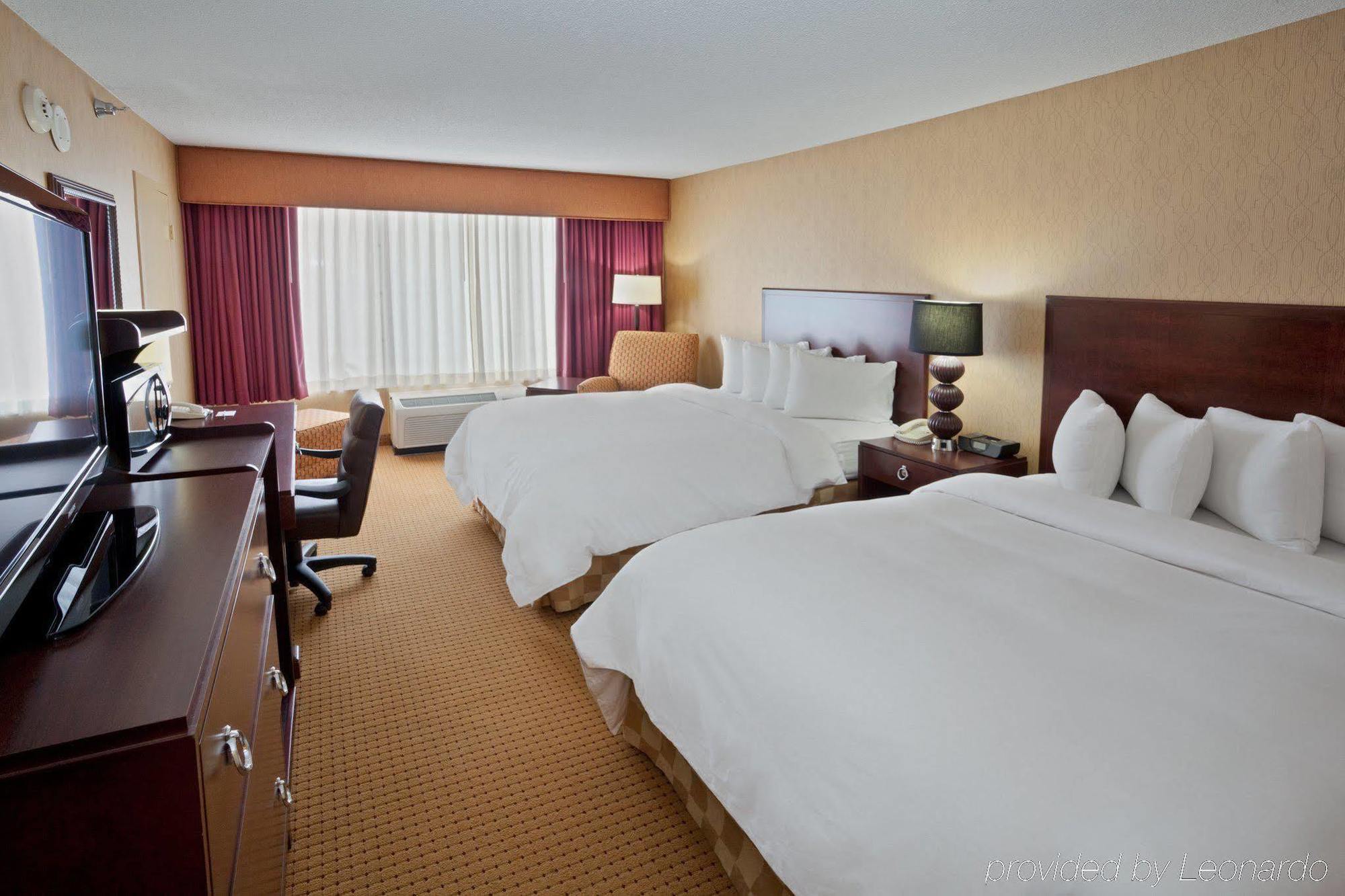 Rochester Riverside Hotel 外观 照片
