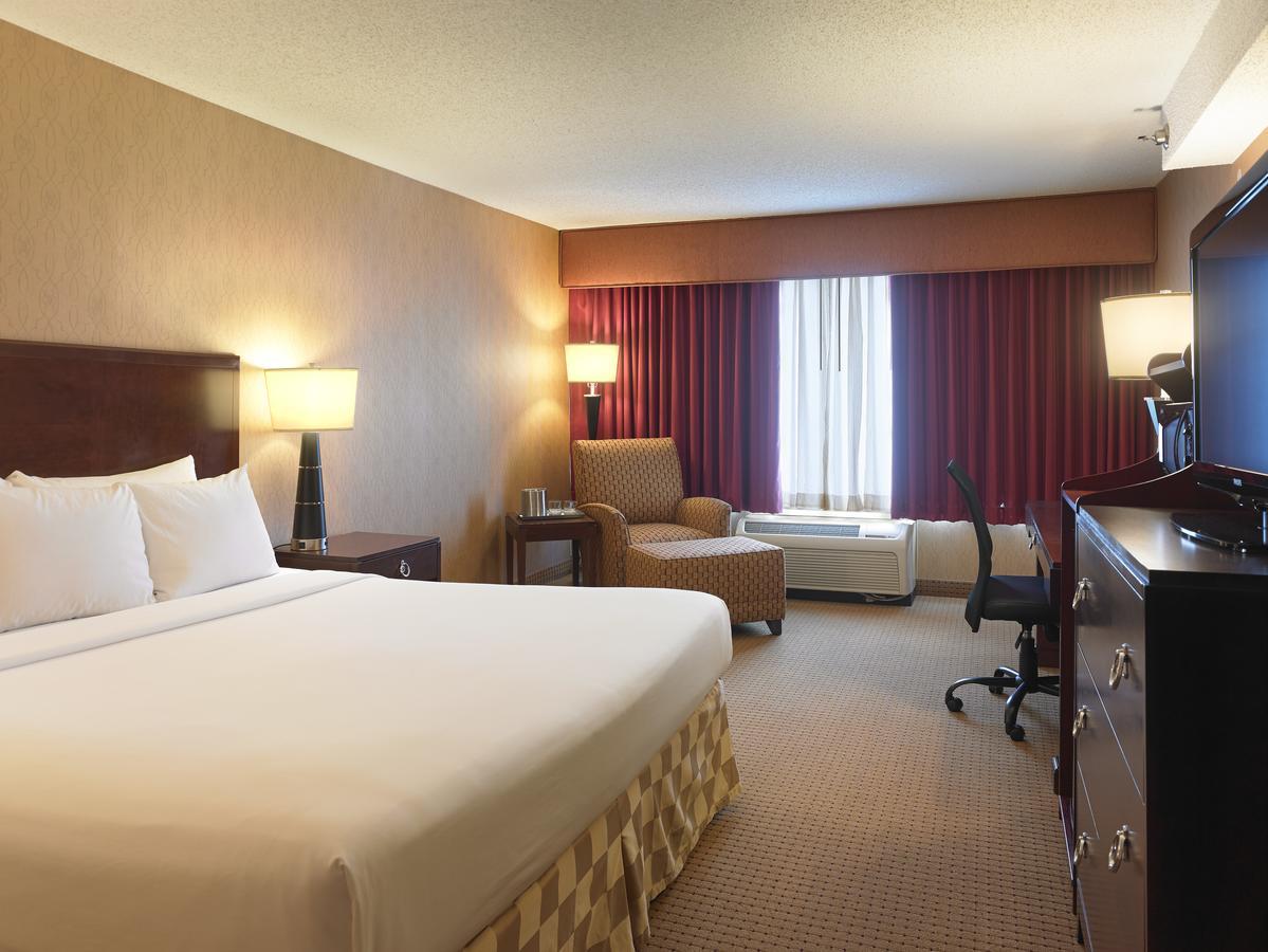 Rochester Riverside Hotel 外观 照片