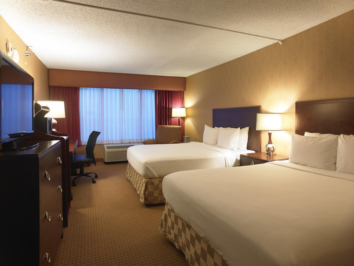 Rochester Riverside Hotel 外观 照片